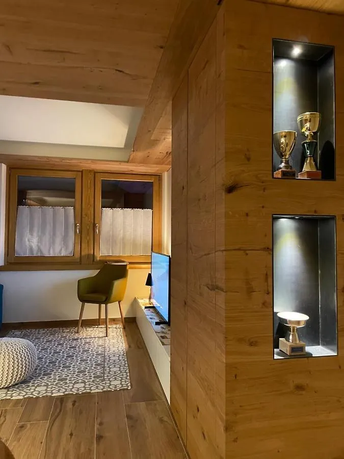 Chalet Lilla Livigno 0*,  Italy