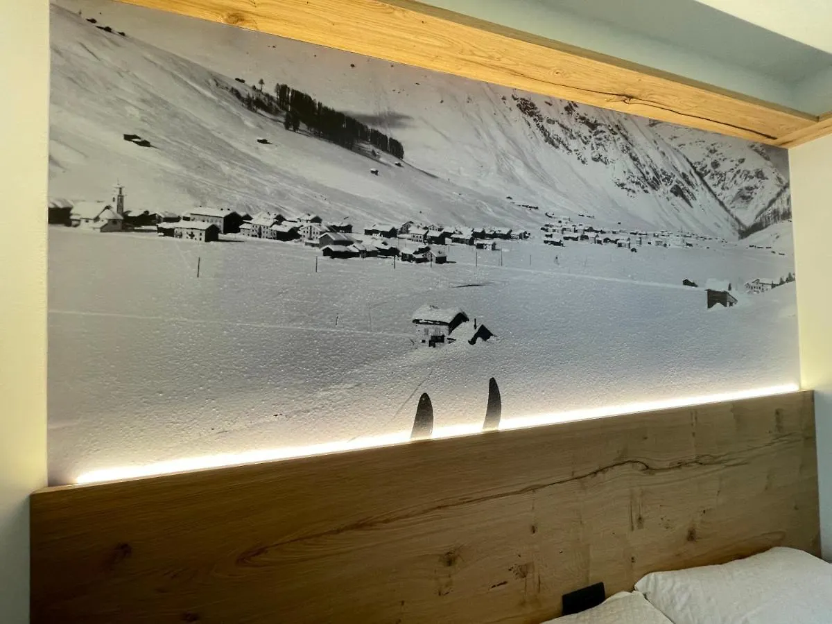 Chalet Lilla Livigno 0*,  Italy